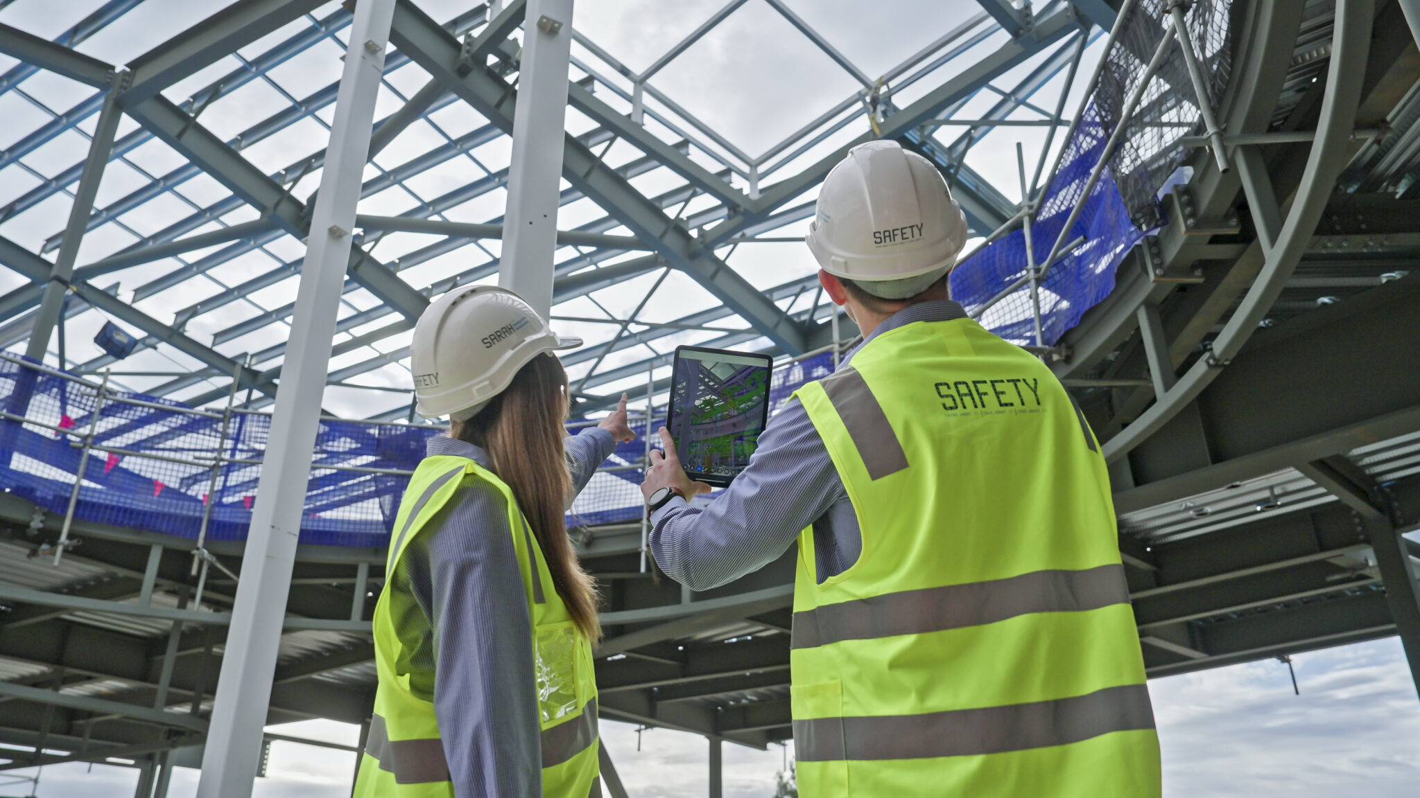 BIN_Still_01_00_16_07_HighRes-2048x1152